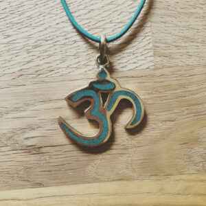 pendentif symbole OM